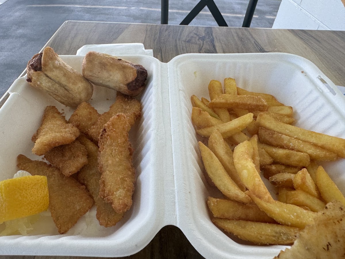 Banner Rynn's Seafoods 02